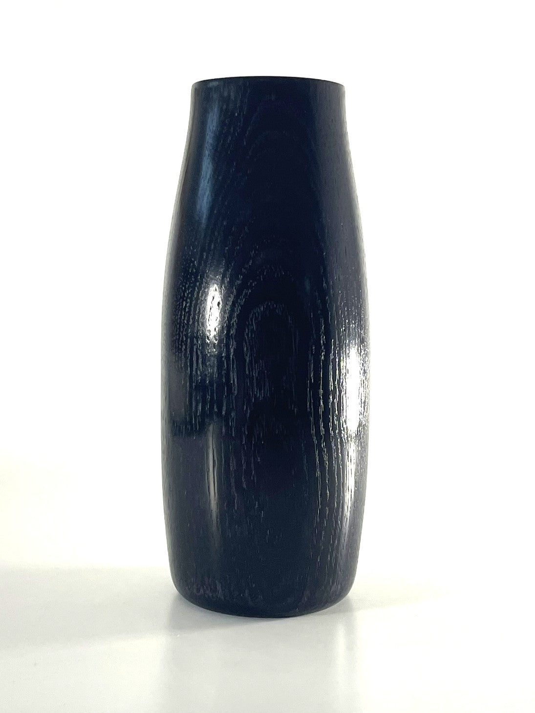 Black/Red Lacquered Ash Vase